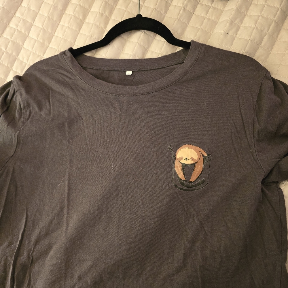 T-shirt with pocket sloth